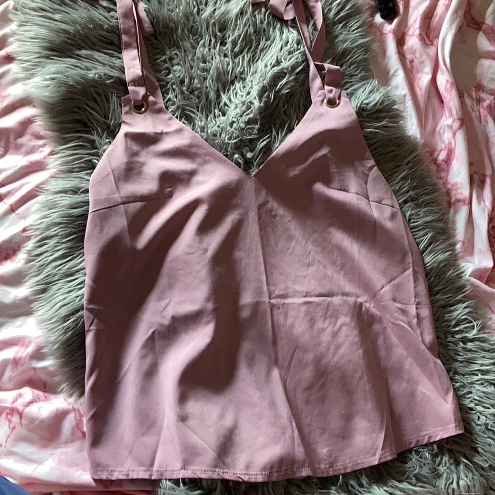 Blush tie sleeveless top.